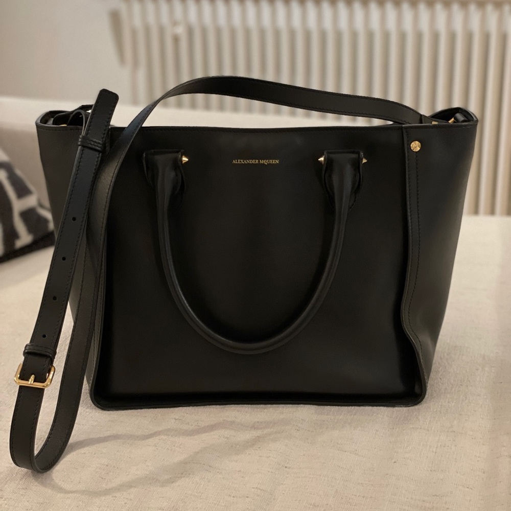 Alexander McQueen Black Inside out Satchel Tote